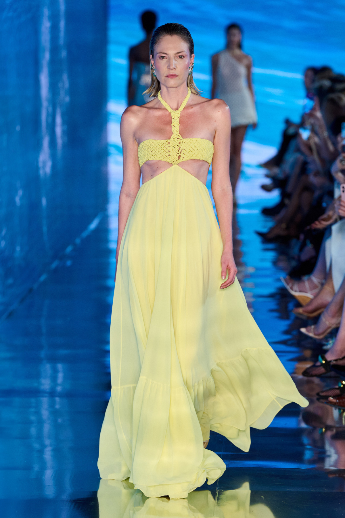 Vestido Longo Cut Out Macramê