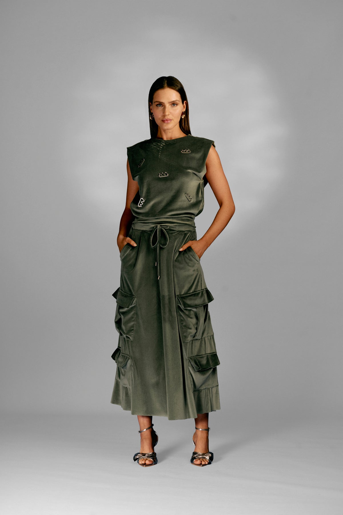 Saia Mídi Cargo Veludo