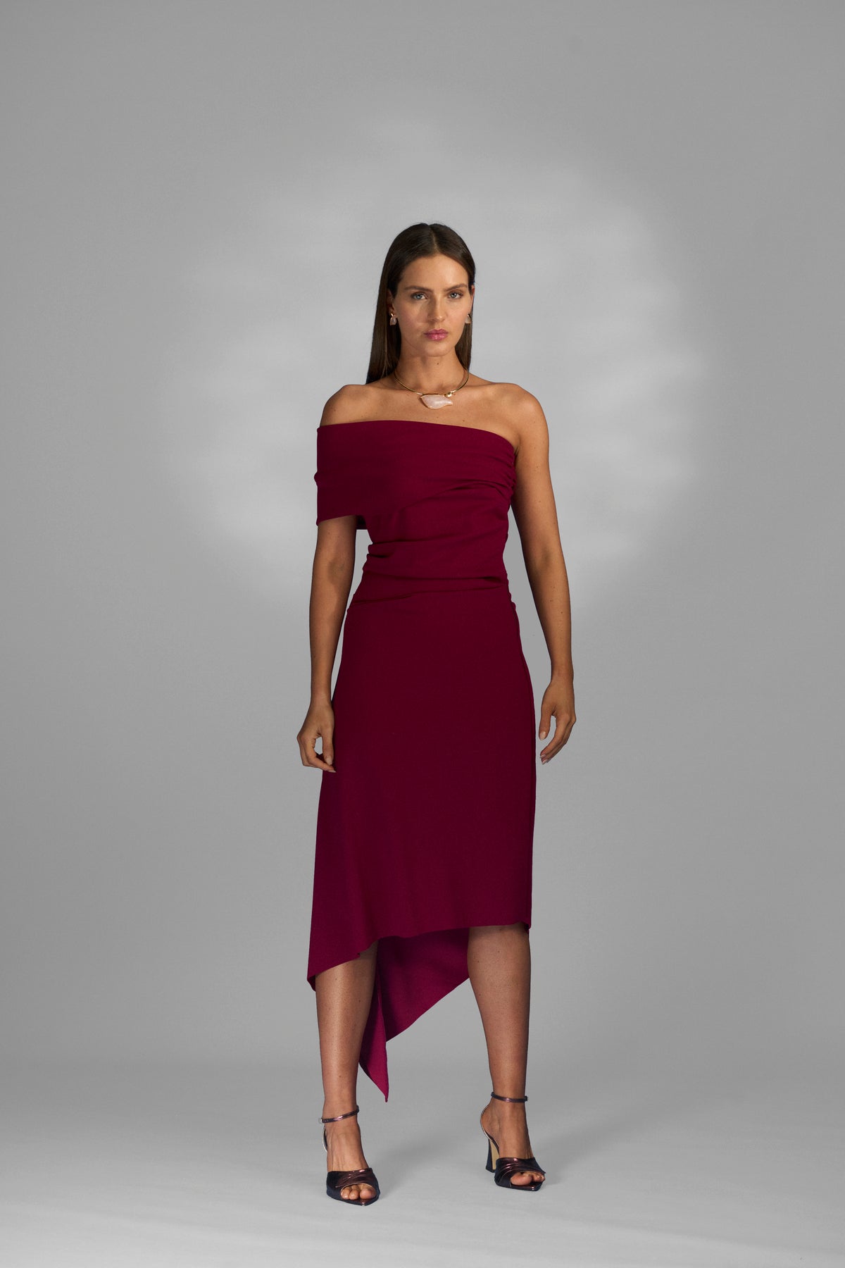 Vestido MÍdi Assimétrico Malha Crepe