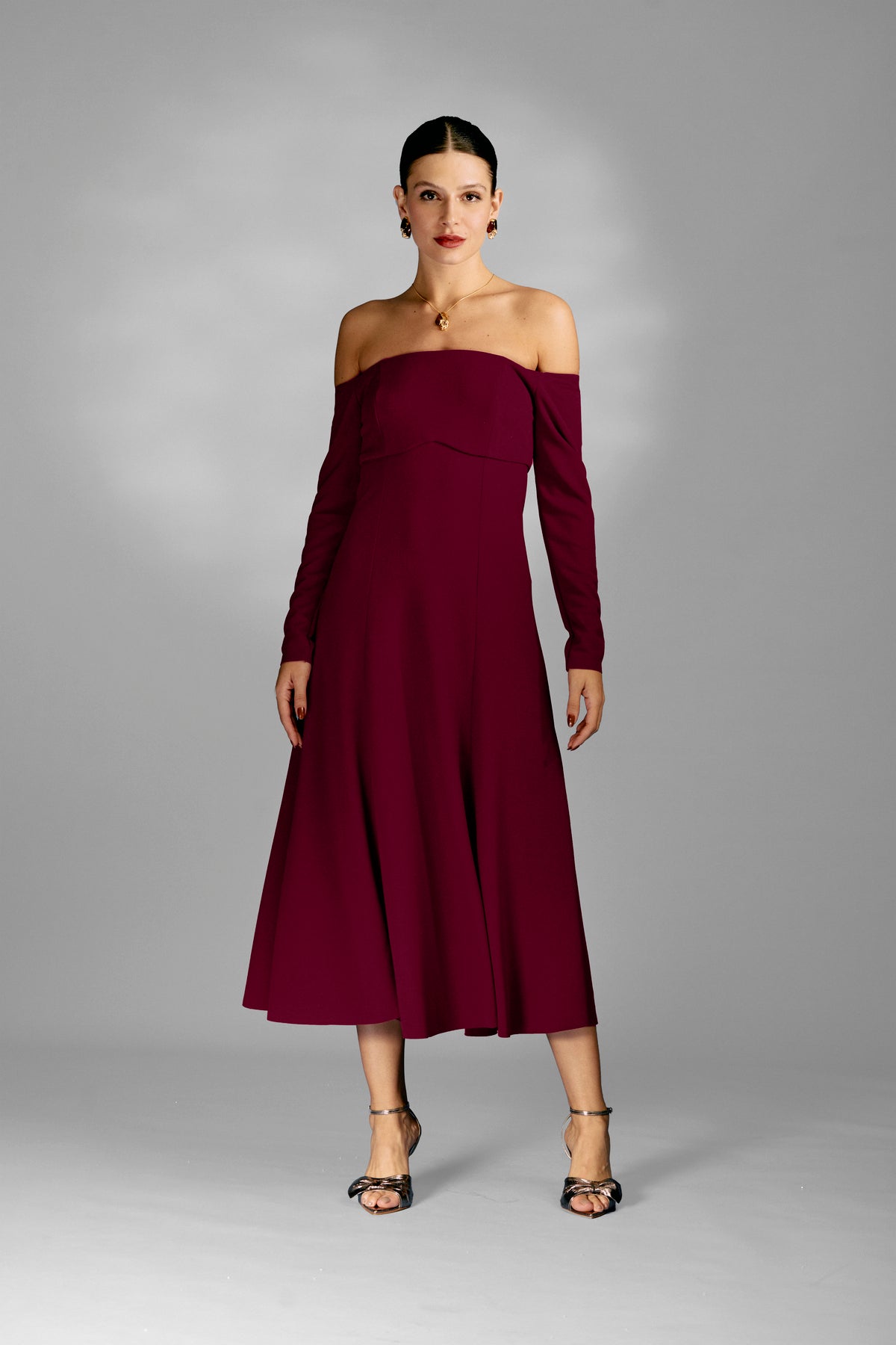 Vestido Mídi Nesgas