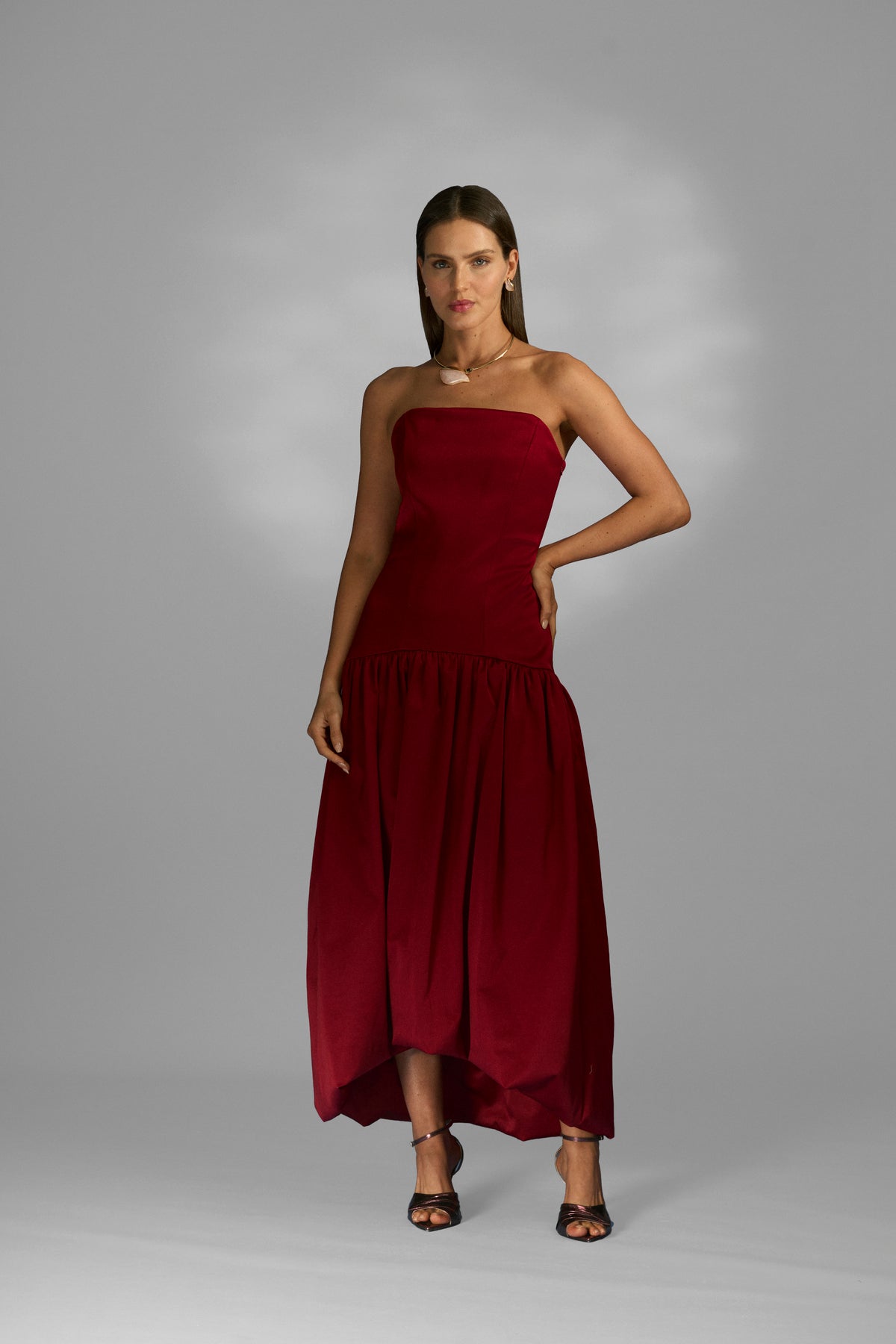 Vestido Mídi Cós Baixo Balonê