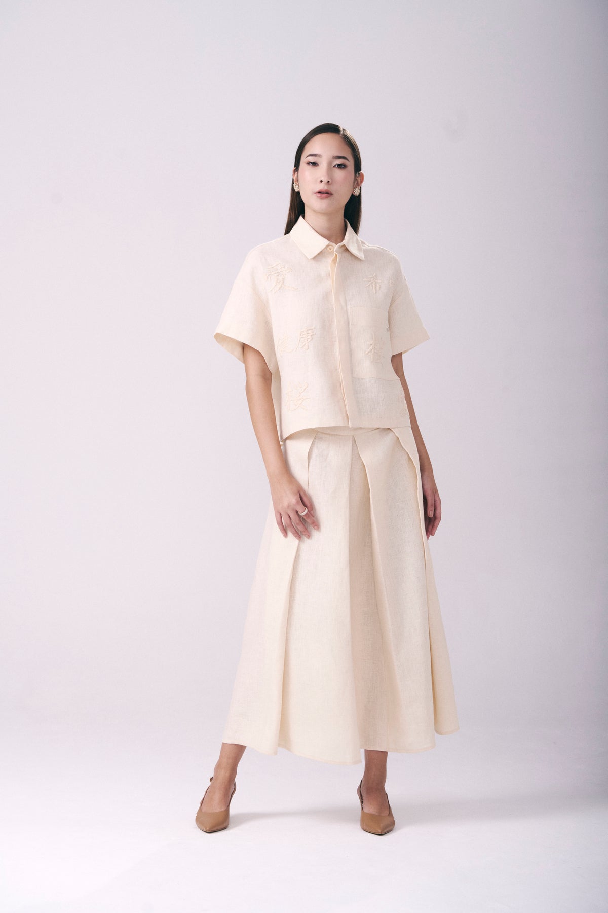 Camisa Linho Bordado Ideogramas