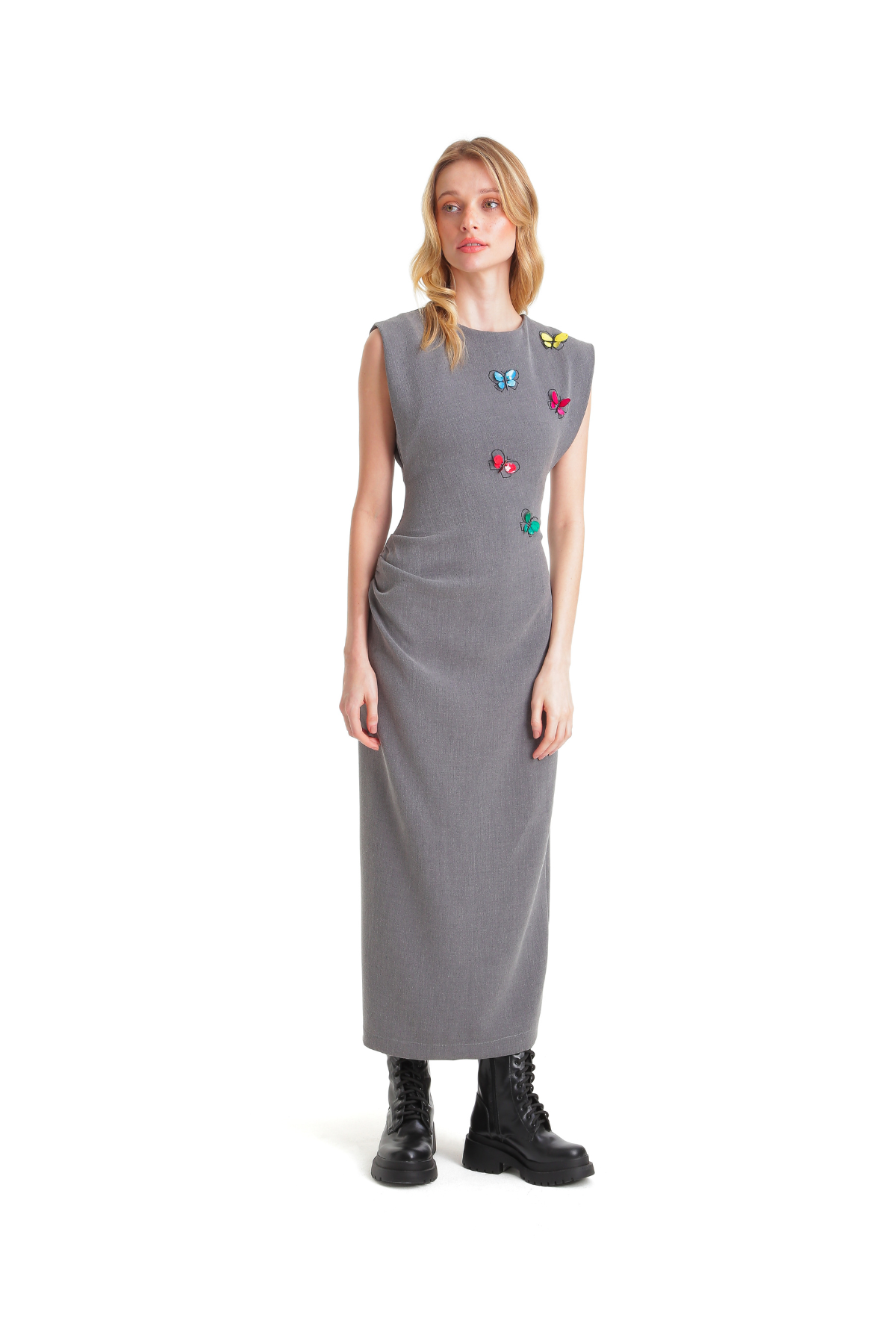 Vestido Midi com Aplicação de Borboletas Bordadas