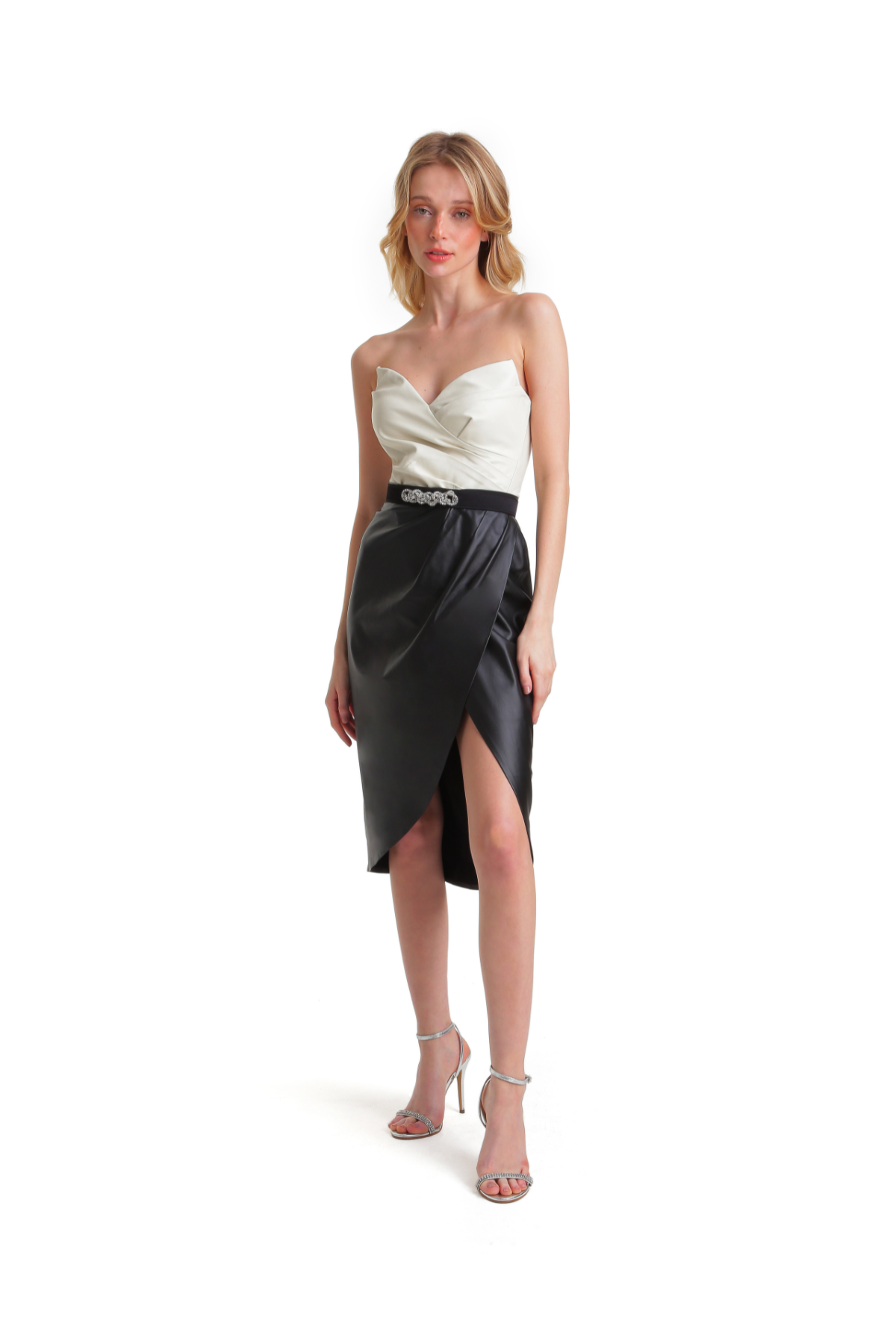 Saia Transpassada Couro Natural