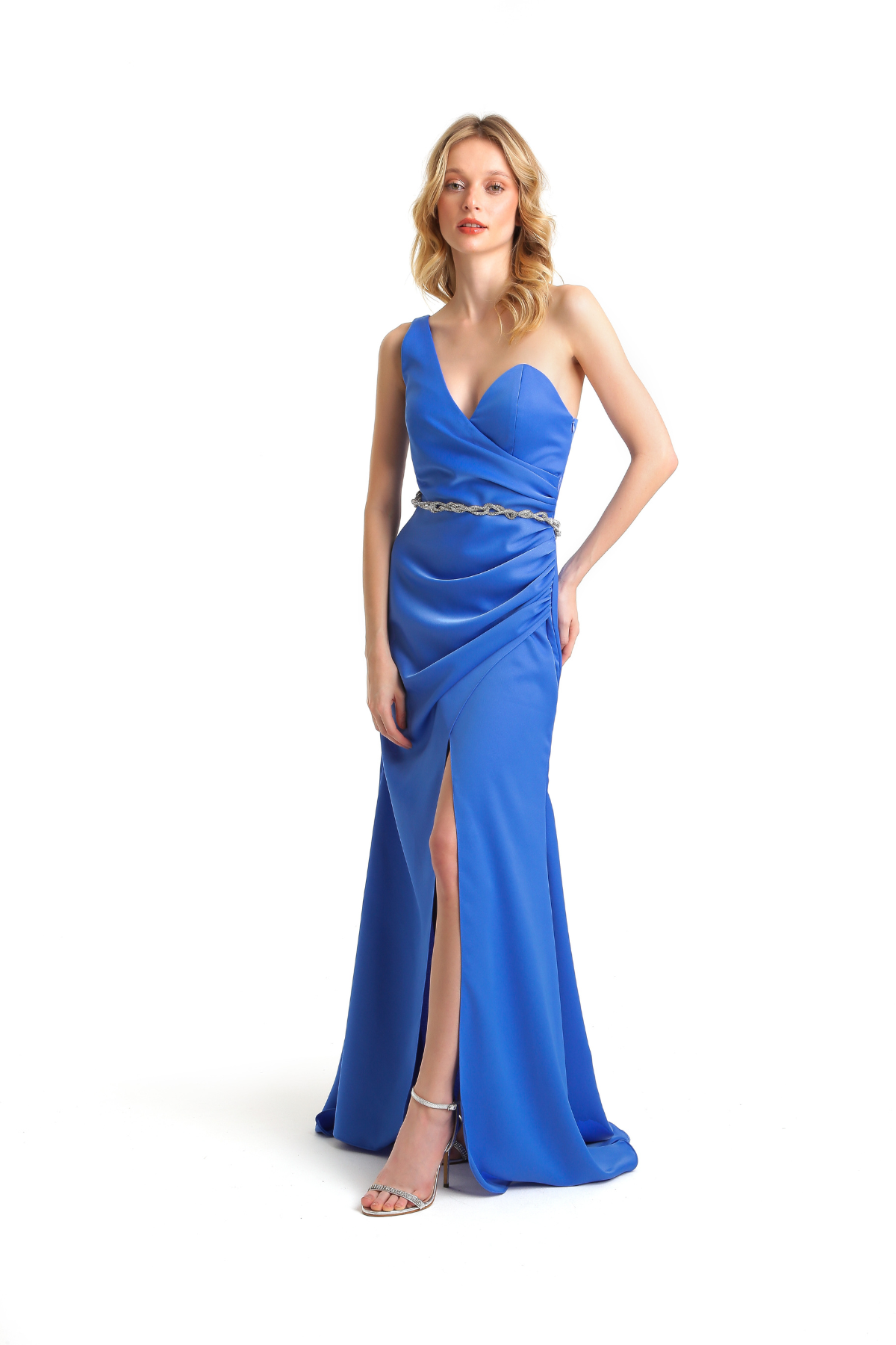 Vestido Longo em Crepe de um Ombro Só Assimétrico