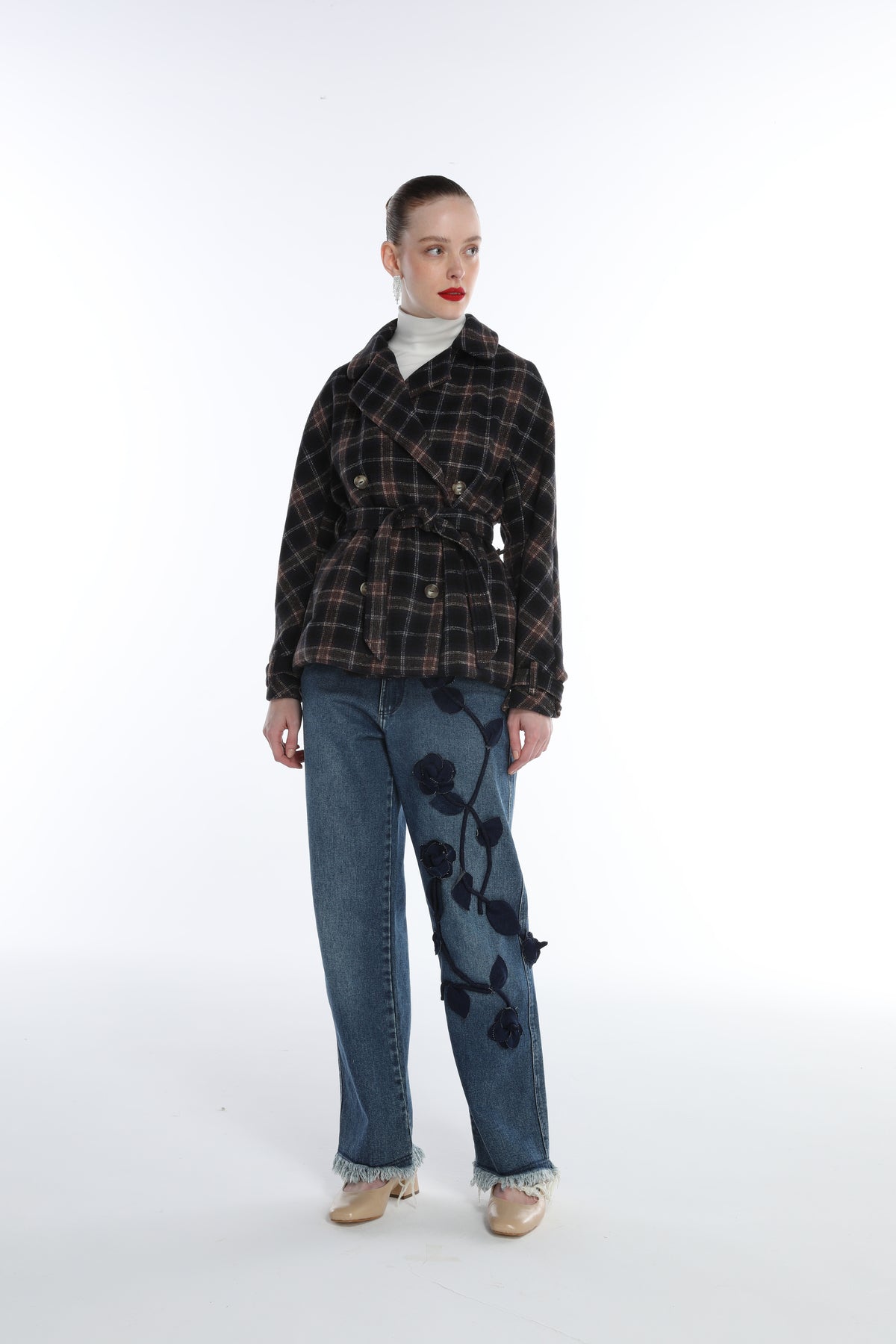 Calça Jeans Defender Cintura Baixa Com Aplicação