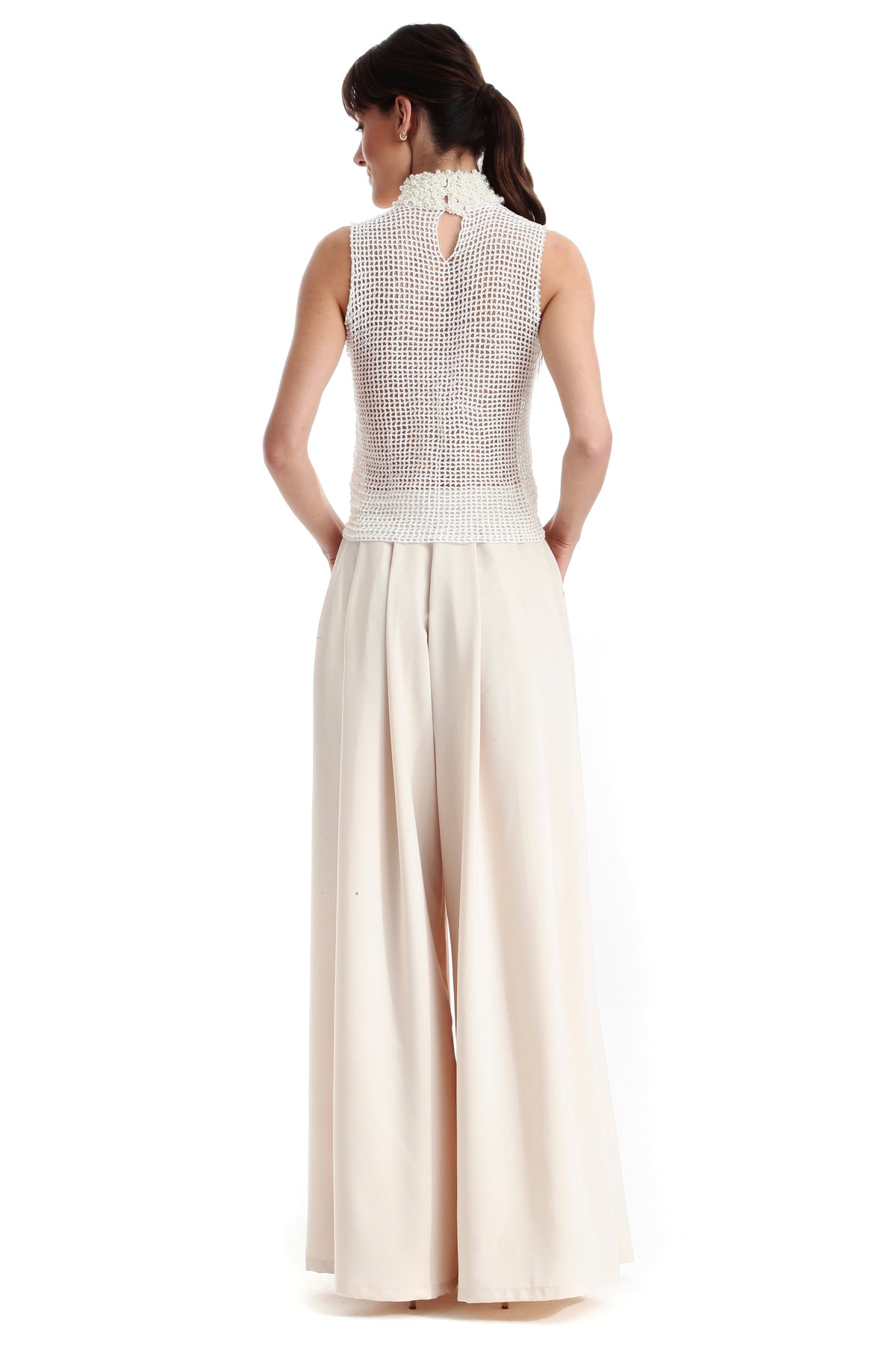 Blusa Crochê Gola Alta Bordada