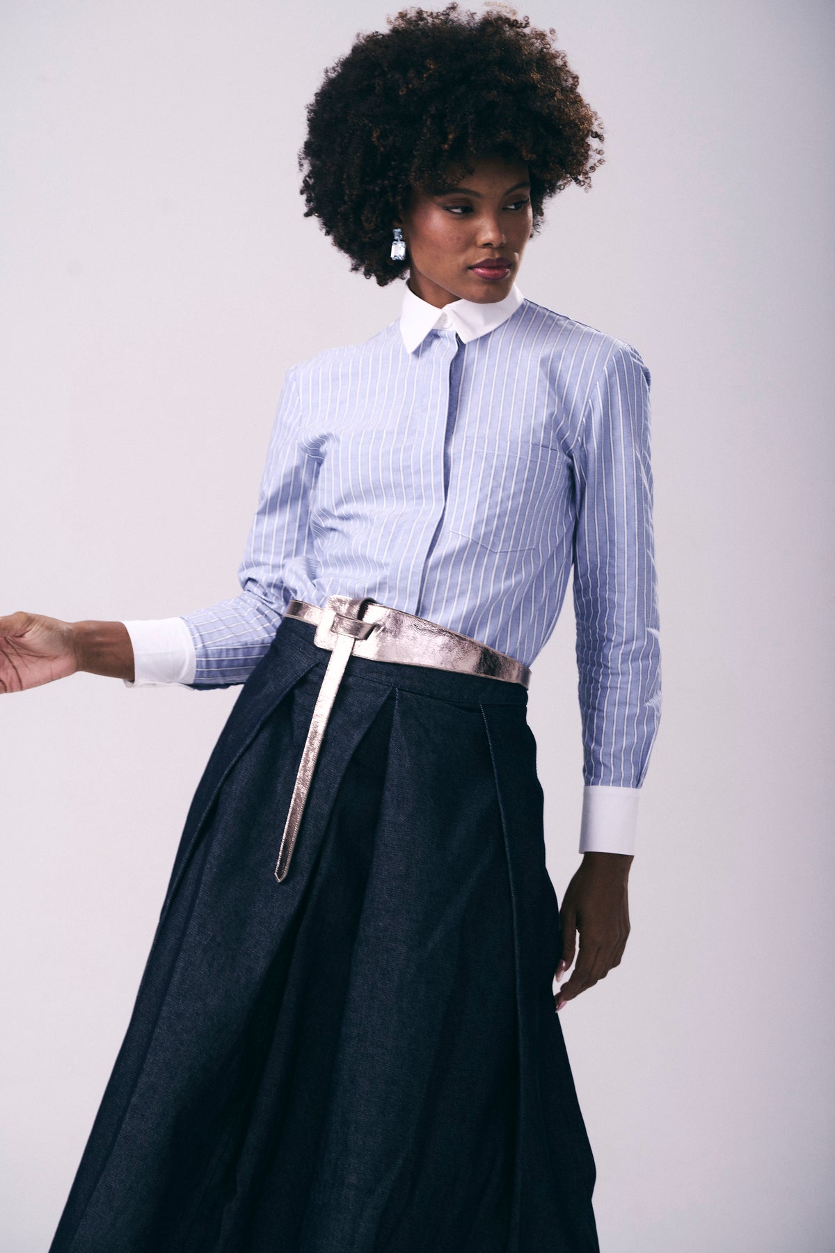 Camisa Listras Gola E Punhos Brancos