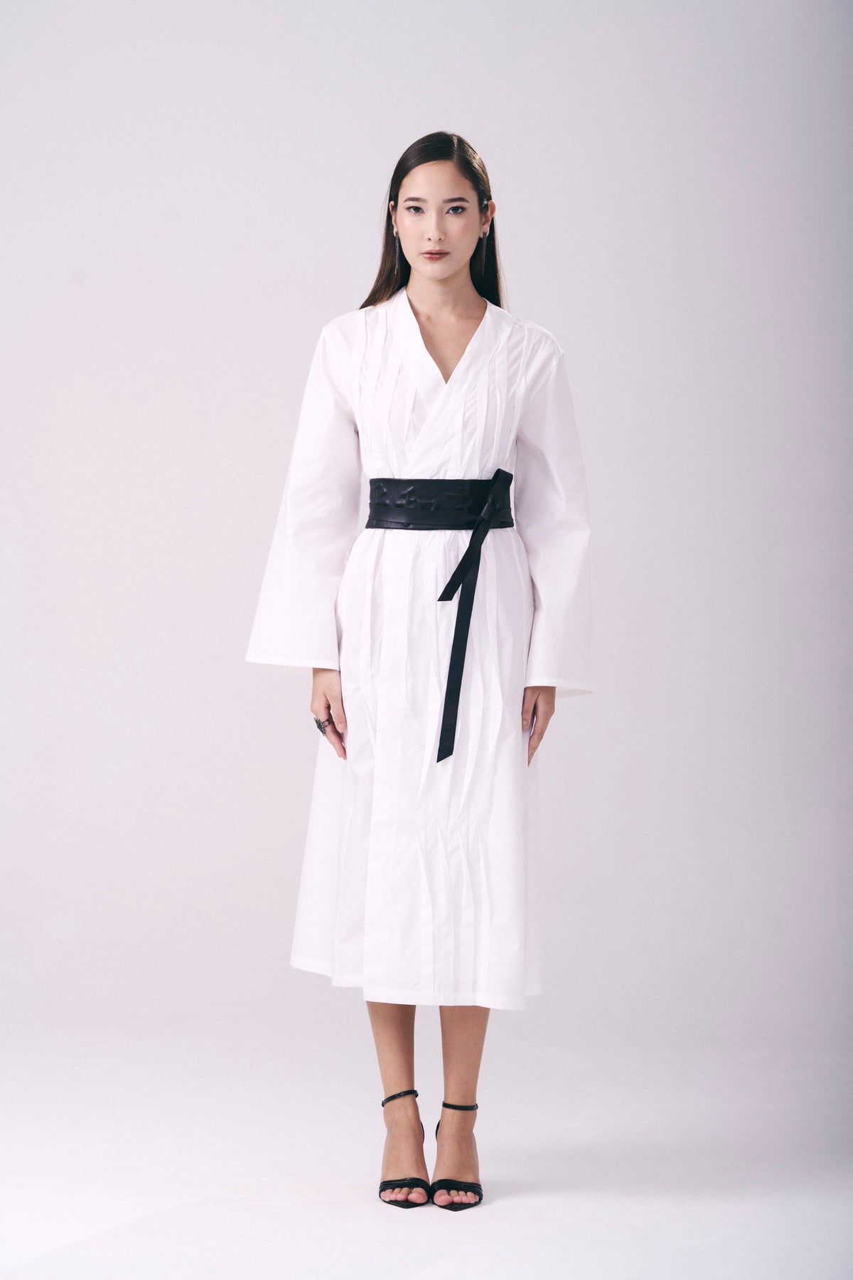 Kimono Mídi Pregas E Decote V