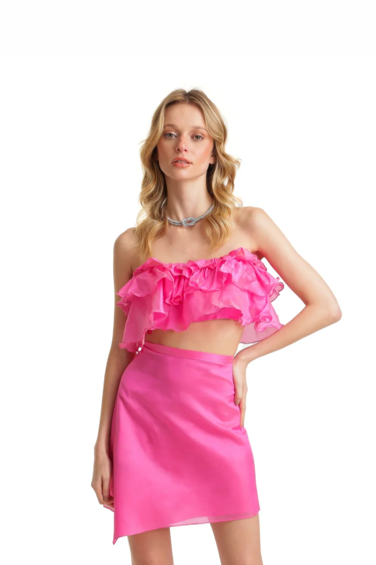 Saia Curta Evasê Assimétrica Organza de Seda