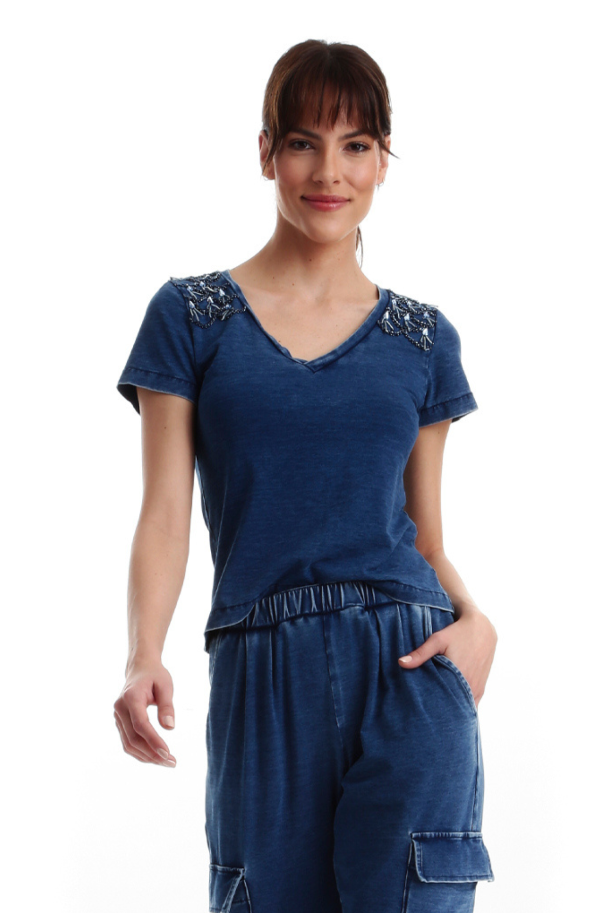 T- Shirt Denim Bordada nos Ombros