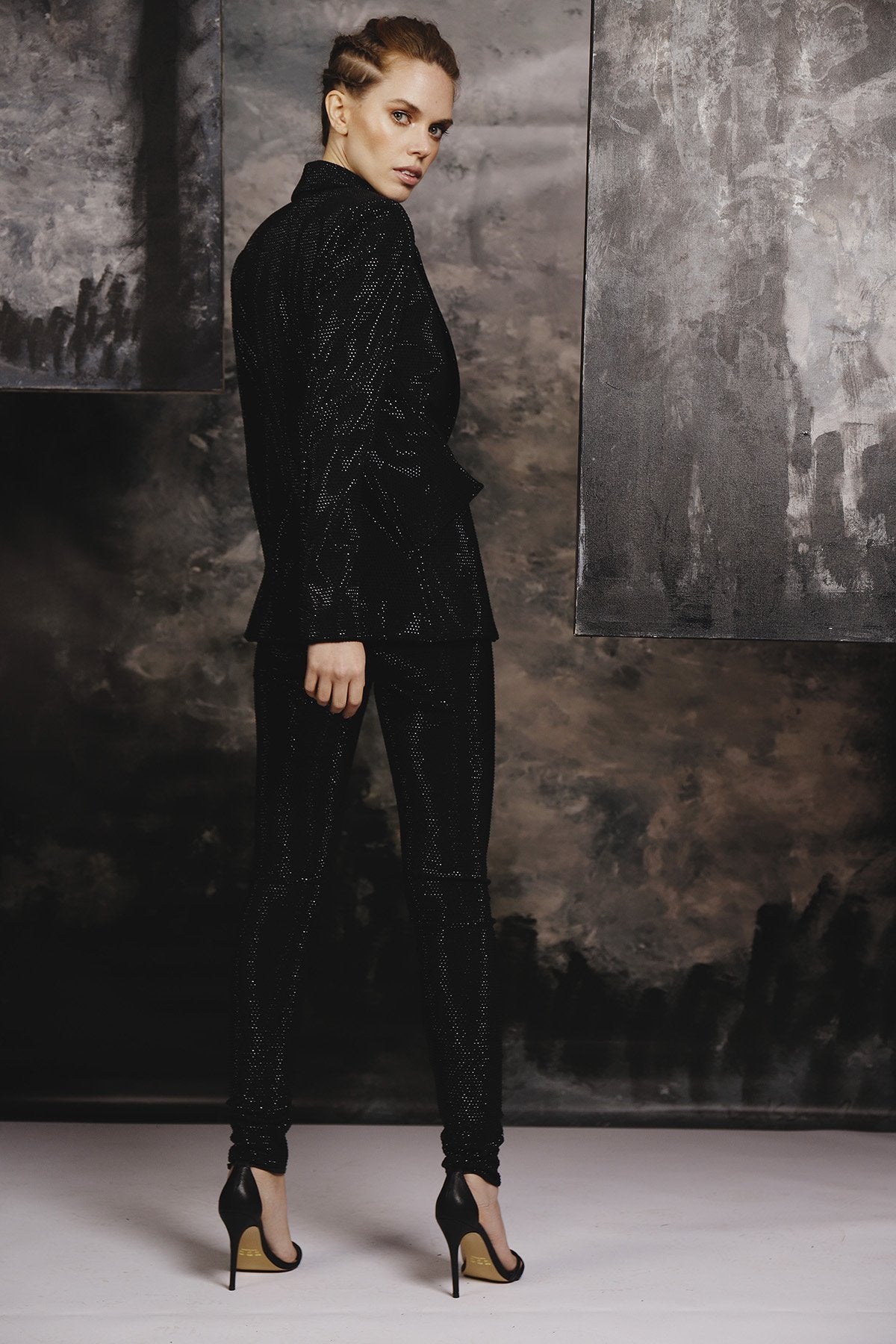 Blazer com Recortes e Cristais