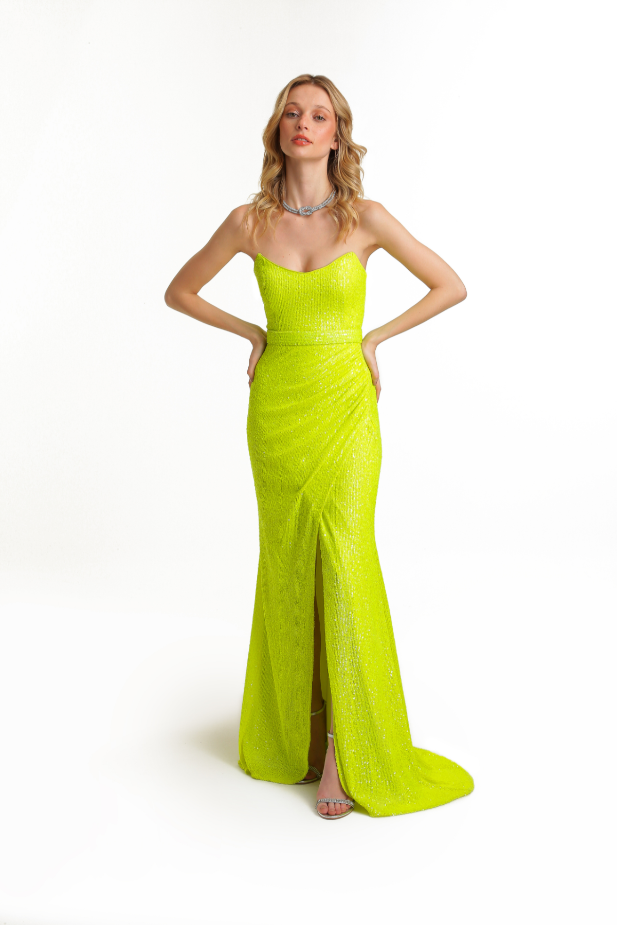 Saia Longa Drapeada em Paetê