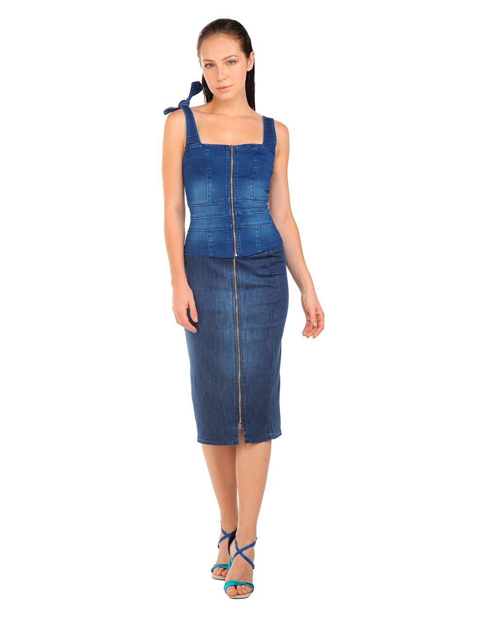 Blusa Jeans com Alças e Zíper Frontal